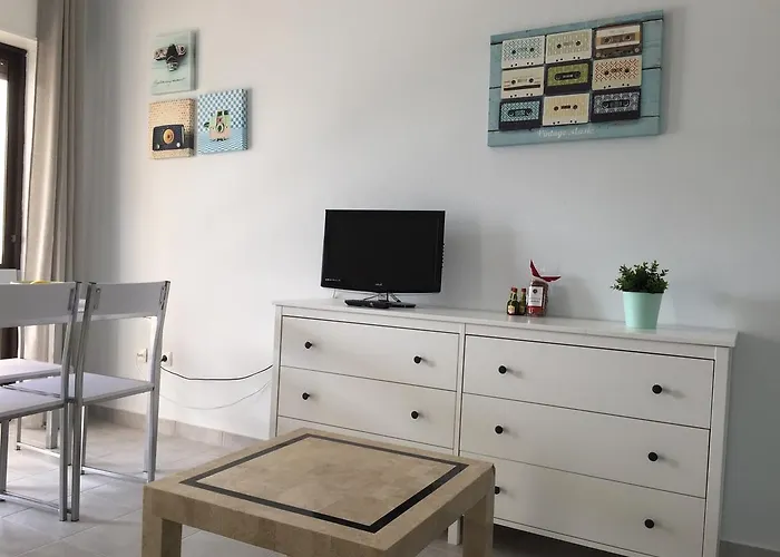 Fully Renovated 아파트