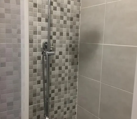 Fully Renovated 아파트 *